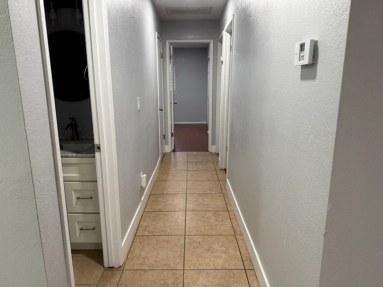 9433 Fox Creek Dr #9433 — Photo 6
