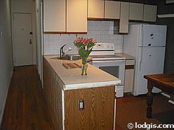 4th image of 1209 8th Ave #8