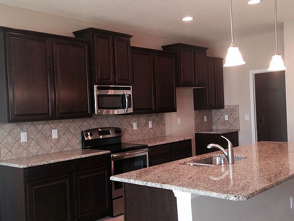 3rd image of 7443 47th Avenue Cir E
