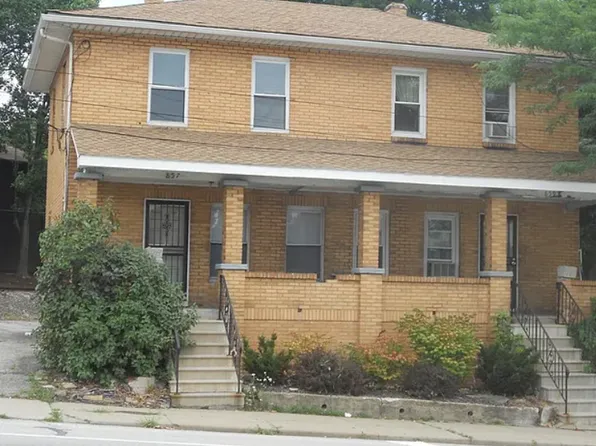 859 Broadway Ave #859, Bedford, OH 44146