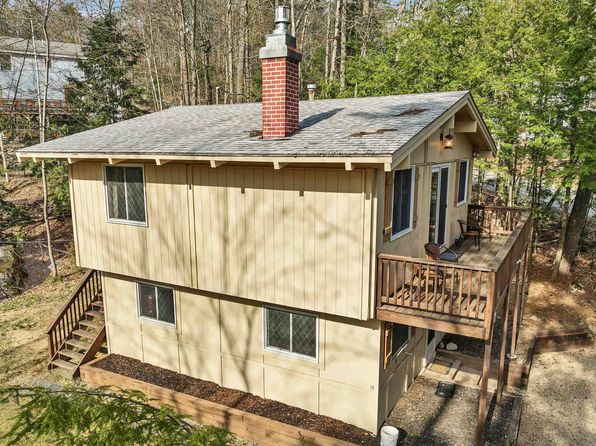 138 Suissevale Avenue, Moultonborough, NH 03254