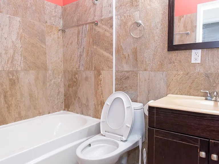 6205 Fieldcrest Dr — Photo 14