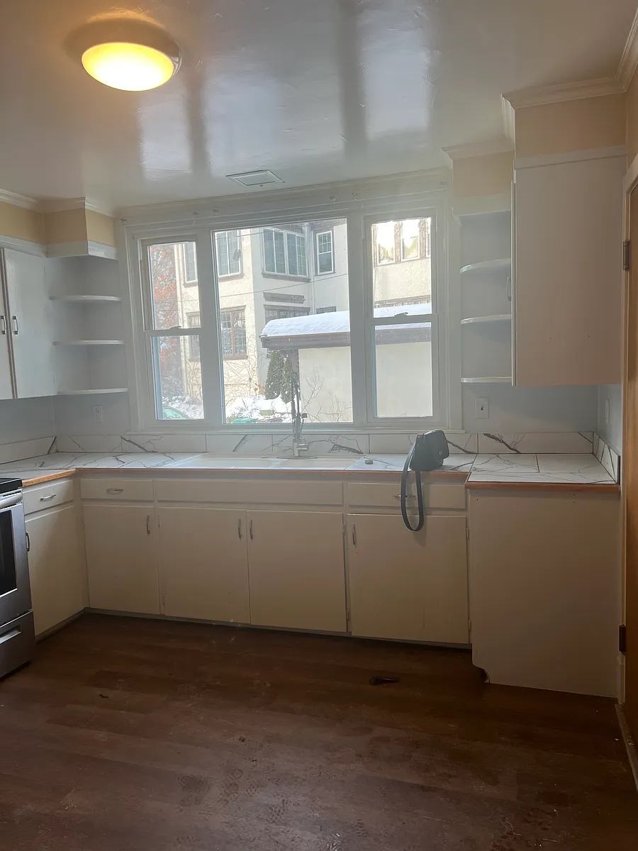Building Photo - 415 Blackstone St #3