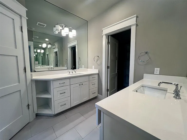 6515 Davis Ln #10 — Photo 13