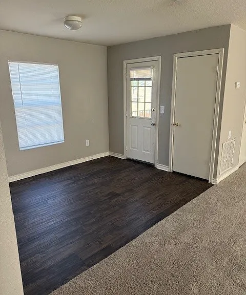 5515 W Loop 281 — Photo 9