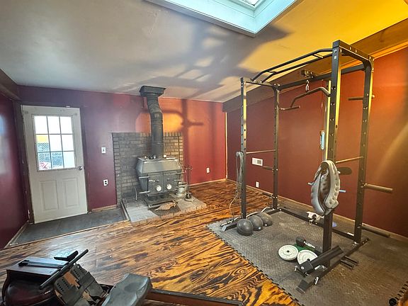 5th image of 400 N 73rd St
