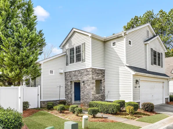 562 Windcroft Cir NW, Acworth, GA 30101