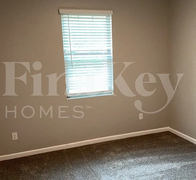 120 Ella Dr — Photo 7