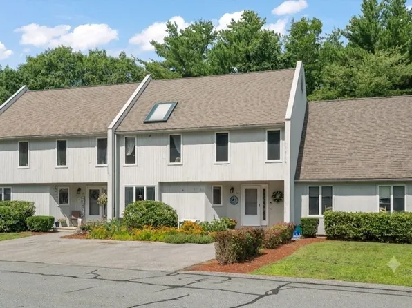 38 Woodland Park Dr Unit 38, Haverhill, MA 01830