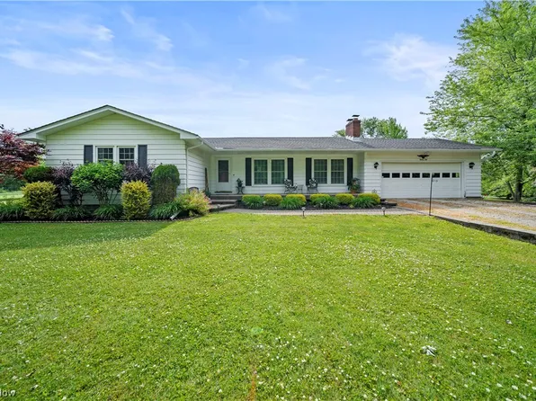 1210 Lafevre Rd, Geneva, OH 44041