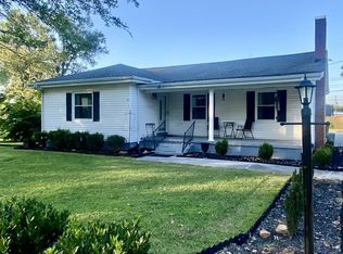 1710 Parkview Dr, Hopkinsville, KY 42240