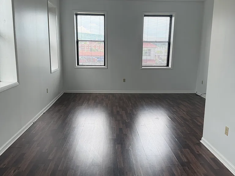 1300 11th Ave #301 — Photo 9