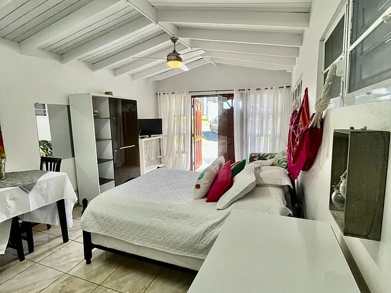 Bo Calvache Sector Valle Escondido The Captains St #The Captains Studio — Photo 14