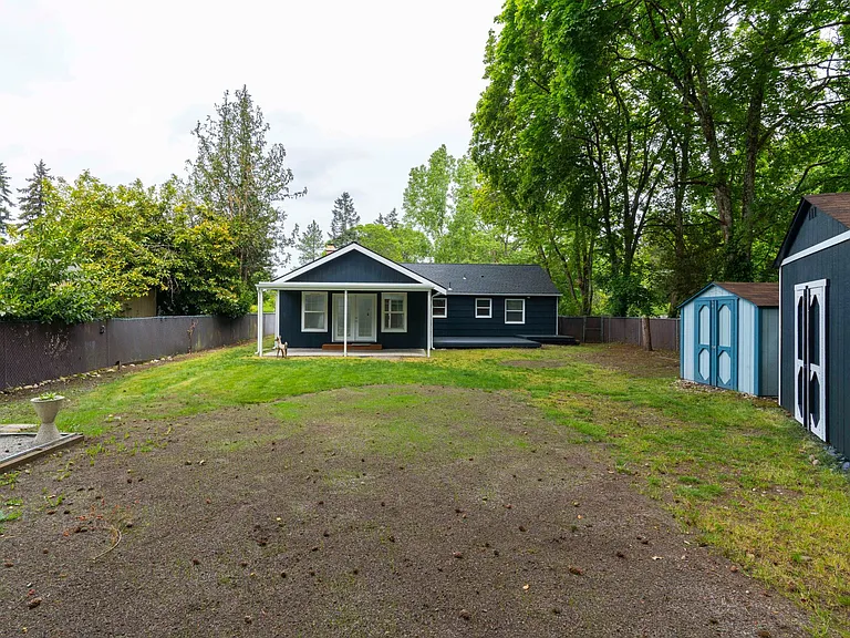 9006 Highland Ave SW — Photo 40