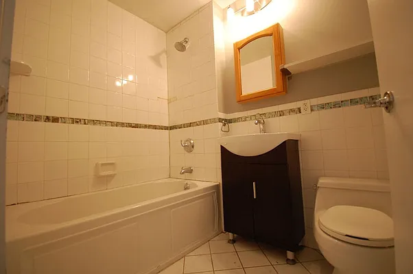 Rented by Bold New York | media 64