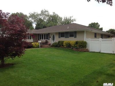 28 Keswick Dr, East Islip, NY, 11730