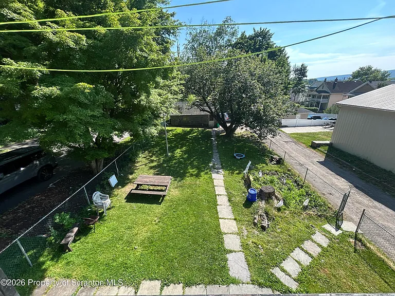 418 Pear St #2 — Photo 10