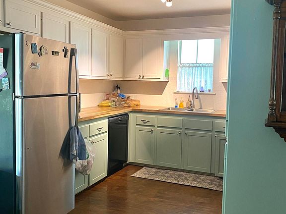 3rd image of 10935 Olinde Ln