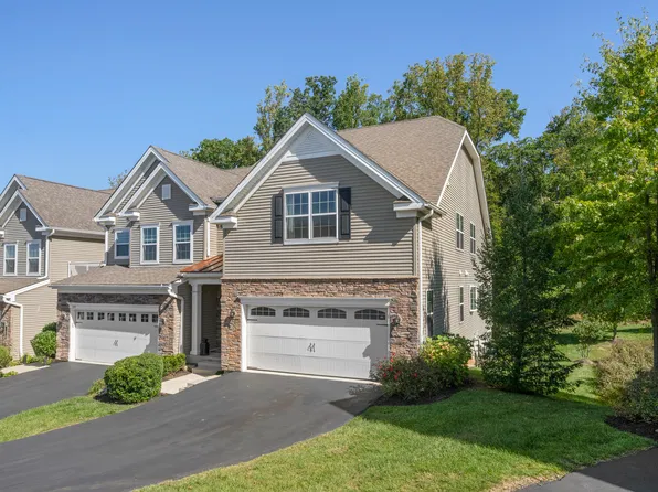 3555 Muirwood Dr, Newtown Square, PA 19073