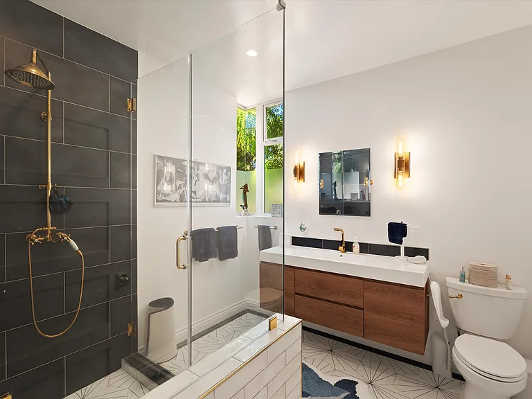 8317 Delgany Ave — Photo 31