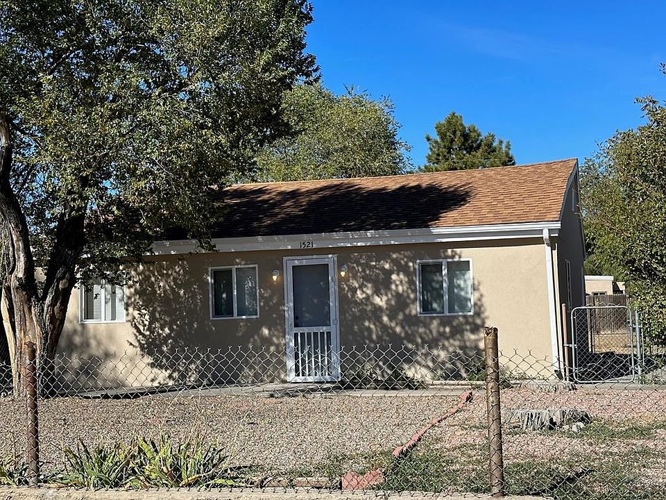 1st image of 1521 E 1st St