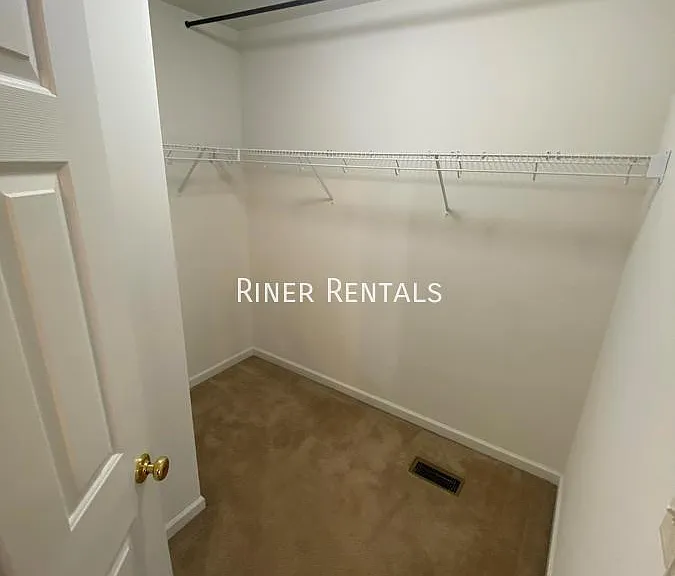1411 Natural Spring Ln — Photo 25