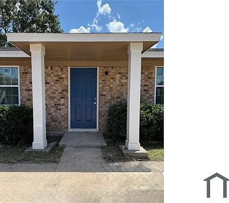 2 bed, 900 sqft, $995 — Photo 1