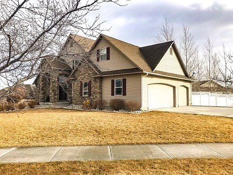 2nd image of 2831 Driftwood Ln