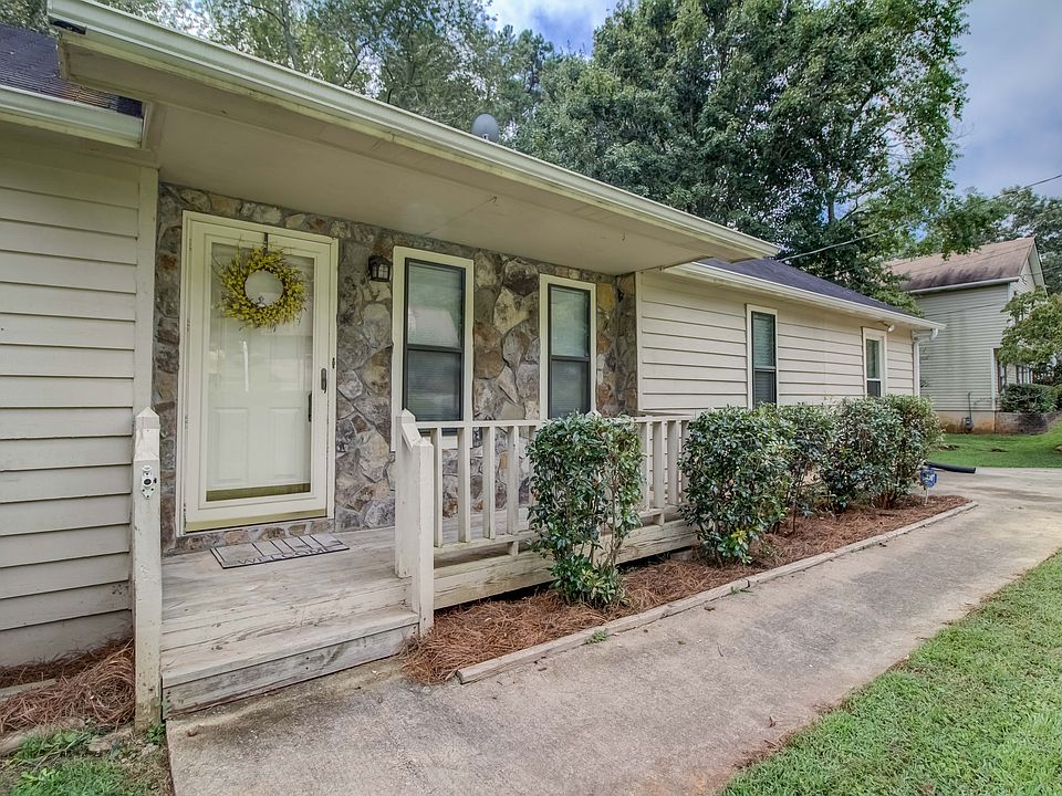 1st image of 1370 Ashbrook Dr