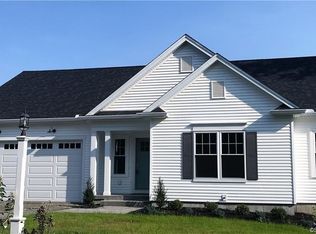 7 Singer Village Dr, Derby, CT 06418