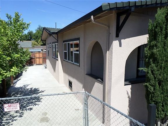 2nd image of 4040 Stockton Blvd