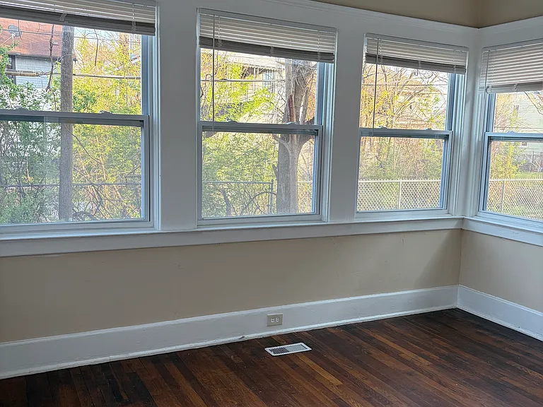 51 Pilgrim St #51 — Photo 23