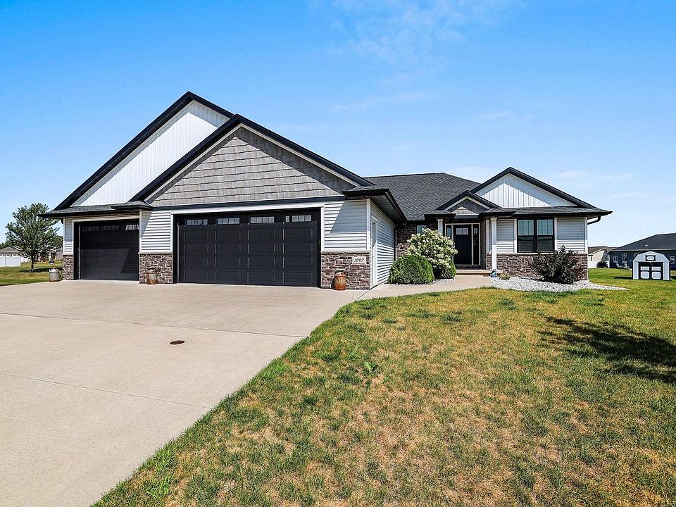 1997 Dobby STREET, De Pere, WI 54115 | MLS #1978977 | Zillow