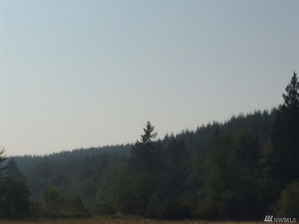 2nd image of 18 S Scheuber Rd