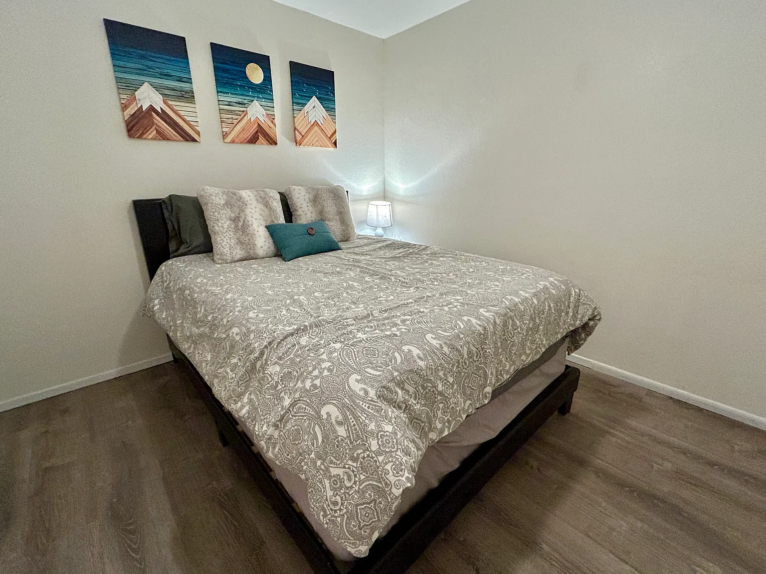 4234 E Western Dr — Photo 1