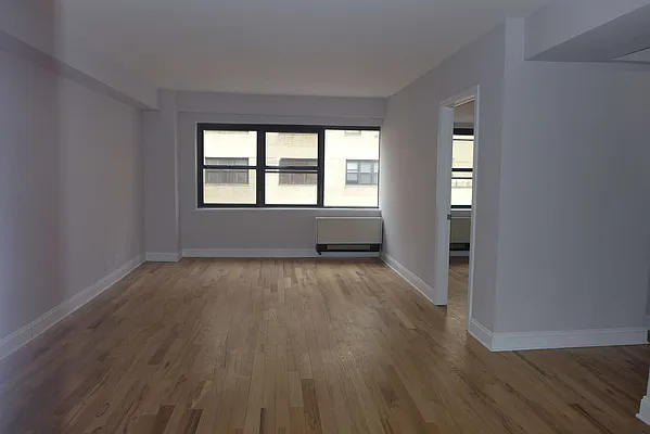 Rented by Stellar Management | media 54