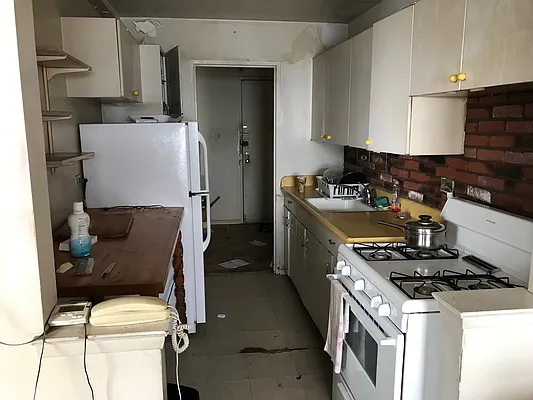 Sold by Elbe Real Estate Inc | media 26