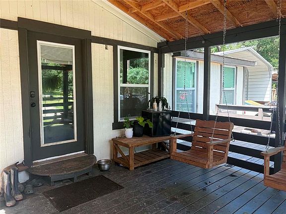 5th image of 135 Little Creek Ln