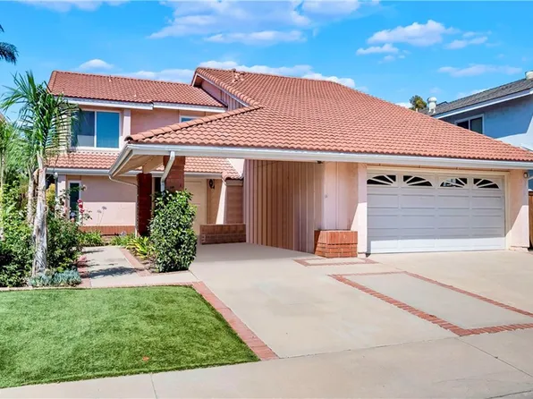9 Blue Rdg, Irvine, CA 92620