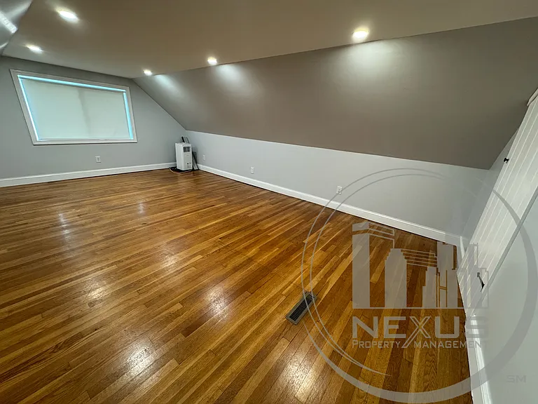 33 Northgate Rd — Photo 34