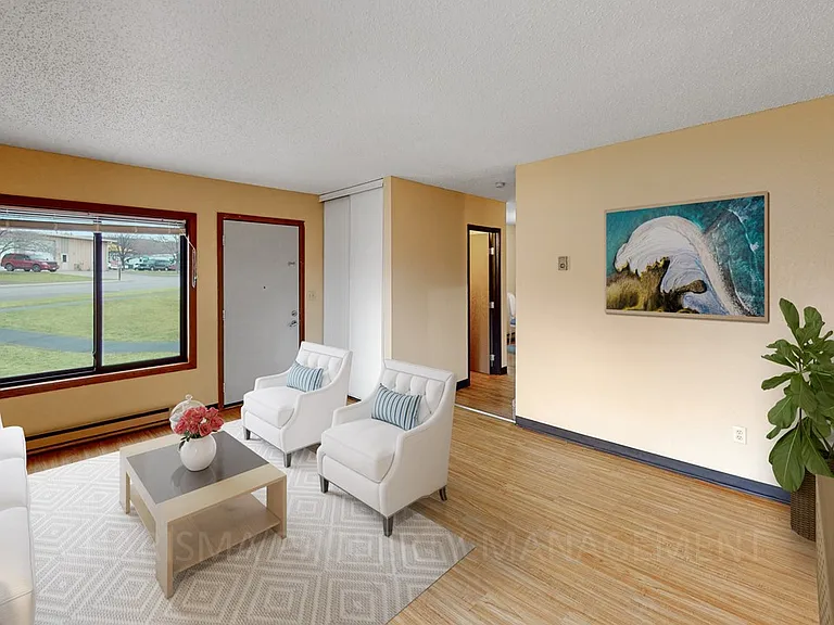 Missouri View Apartments — Photo 33
