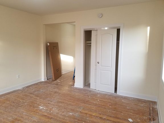 4th image of 1680 E 22nd St APT 208