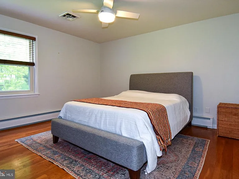 2 Cinnamon Fern Rd — Photo 20