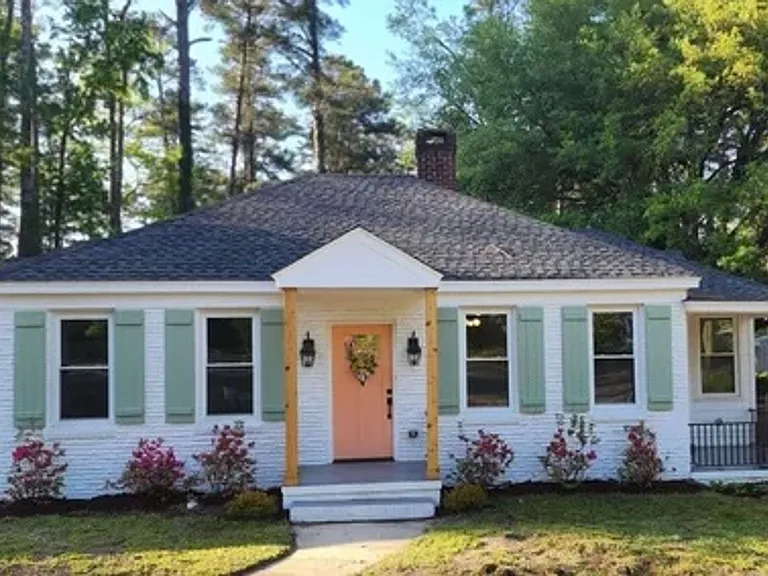 2925 Forest Dr — Photo 1