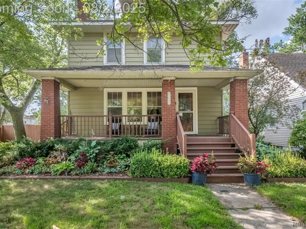 1507 W Saratoga St, Ferndale, MI 48220