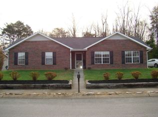 712 Shane Dr, Maryville, TN 37804