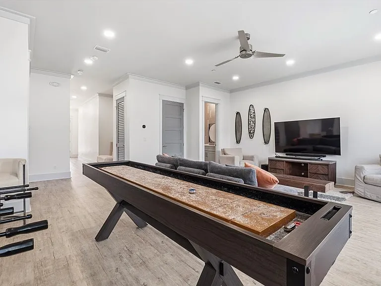 8320 Surf Dr — Photo 22