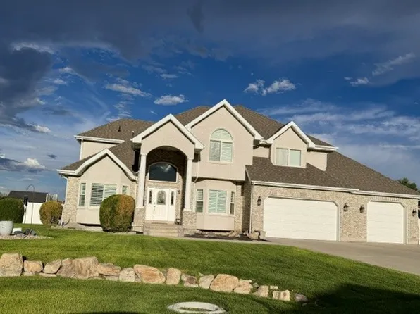 3183 S George Pl, Magna, UT 84044