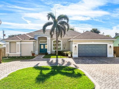 8120 SE Crossrip Street, Hobe Sound, FL, 33455