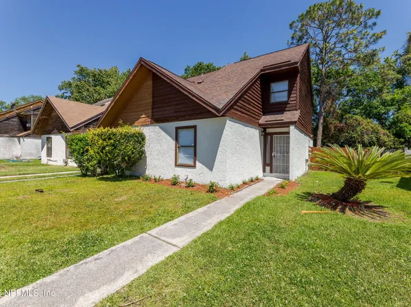 7625 MELISSA Court N, Jacksonville, FL 32210